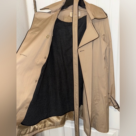 MICHAEL KORS DOUBLE BREAST PIPED TRENCH COAT W HOOD/ DETACHABLE LINER JACKET M - Picture 3 of 12